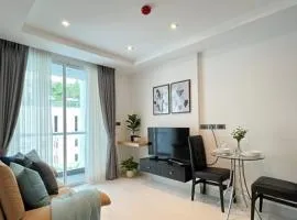 Wongamat condo 1Bedroom Closest to the Beach