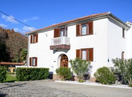 Apartment Lara, hotel sa Lovran