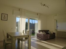 Lily House, hotel en Luino