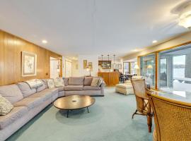 about 4,000 Sq Ft Cabin on Glen Lake Deck and Views!, Hotel in Maple City