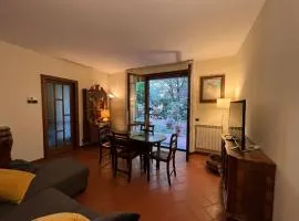 Green Garden Apartment near Florence