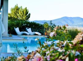 BestOfTuscany Historic Villa Fattoria La Serra, Hotel in Carmignano