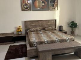 SEJOURNO Sn, Hotel in Point E