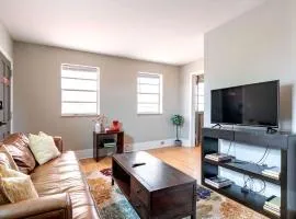 Casa Quatro by Jungle House Near Convention Center OSU & Nationwide Arena Walk to High Street Downtown & Short North 5 800Reviews Private Parking