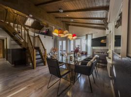 Central & Elegant Apartments,partially with Fireplace, by Zermatt Rental โรงแรมในเซอร์แมท