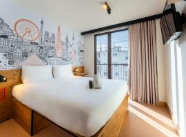 easyHotel Valencia Ciutat Vella, hotel i Valencia