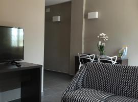 Le Brin D'olivier, hotel in Bourg-Saint-Andéol