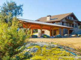 La Fontana de Gredos, hotel i Navaluenga