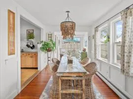 Cape Cod Bungalow Walk to Beach Firepit