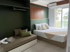 Beira-Mar Sofisticado com Vista Mar e Piscina 02