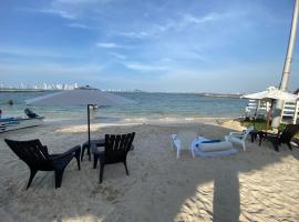 Orilla beach house, hotel i Playa de Punta Arena