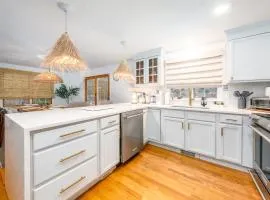 Orleans Holiday House