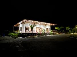 Azlins House, casa de campo em Tena