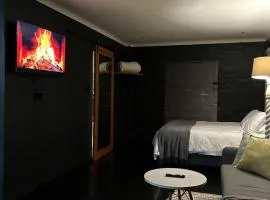 Kloof Blackwood Cottage Modern Studio