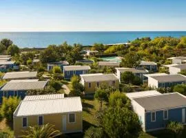 Awesome Home In Novigrad With Swimming Pool
