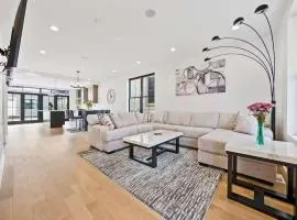 Casa Blanca by Jungle House Near Convention Center OSU & Nationwide Arena Walk to High Street Downtown & Short North 5 800 Reviews Garage Parking