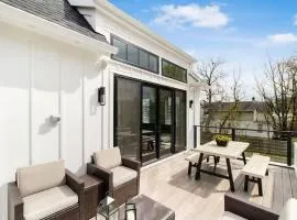 Jungle Sol by Jungle House Downtown & Short North Garage Parking 5 800 Reviews Near Convention Center & Nationwide Arena & Ohio State Walk to High Street