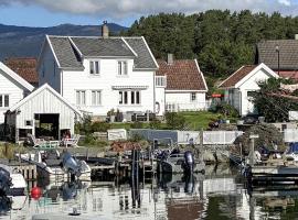 Stunning Home In Jelsa With Wifi, hotel en Jelsa