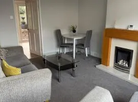 3-Bed House Brighouse Parking Wi-Fi Near M62