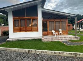 Eco cabañas montana, hotel v destinaci El Cerrito