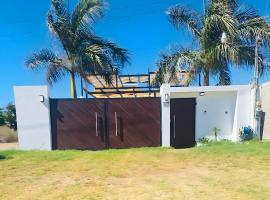 Puerto San Carlos Bay House & Tours -1st & 2nd Floor-, hotel in San Carlos