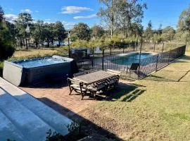 Entire vineyard estate, hunter family gatherings