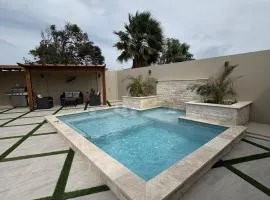 Garden Studio in Santa Cruz - Bohemian Style with pool