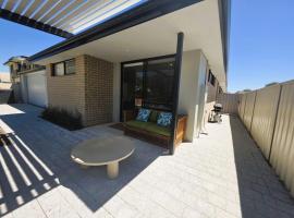 Time and Tide Studio, hotel v destinaci Vasse