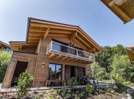 Chalet eigener Sauna im Vital Camp Bayerbach, Hotel in Bayerbach