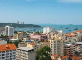 芭提雅The Base公寓预定 市中心 高层海景家庭套房 紧邻海滩步行街A-16F