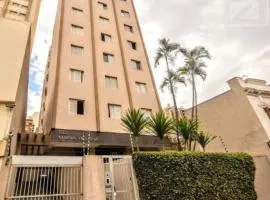 Studio completo e aconchegante com vaga de garagem