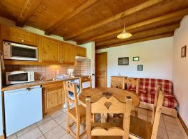 Crest-Voland में, होटल Appartement confortable à proximité du Cernix avec balcon et parking - FR-1-505-244