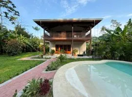 Casa Lillitica - 3BR Beach House with AC & Pool