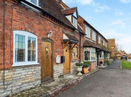 Two Little Ducks, hotel in Aston Cantlow