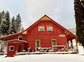 Cel&aacute; Horsk&aacute; Chata Maty - až 25 lůžek, chalet di Dolni Dvur