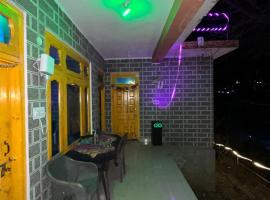 Royal Mount, hotel en Kasol