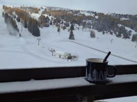 Studio Superdevoluy 4 personnes au pied des pistes, hotel en Superdevoluy