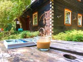 Dom ukryty przed światem