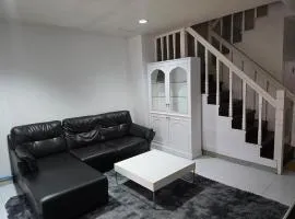 Kea House 2- 4BR Family Stay Near Airport In Bangkok