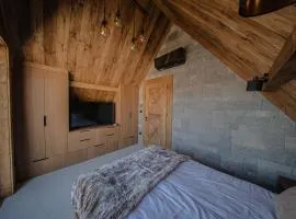 WHITE BROOK Luxury Chalets