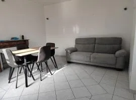 Maison 2 chambres au coeur de Noyen