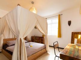 Seven Cocos House, hotel i La Gaulette