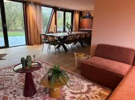 Villa Roos - new cozy location with hottub