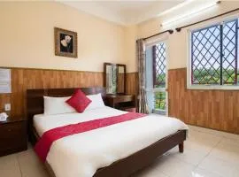 Hotel Nam Phương Hoàng Hậu Quận 7