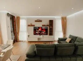 Ari Luxury Apartment