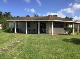 Tropical Villa Apartment, hotel em Saint Joseph