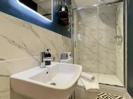 Stylish 2-Bed Apartment - Nether Edge, Sheffield