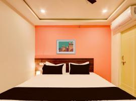 Hotel O S L N Grand, hotel v destinaci Upal