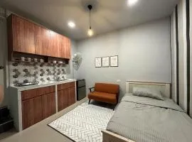 K and R Apartment - Fully Furnished Tiny Home