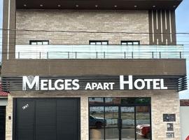Melges Apart Hotel, hotel a Pontes e Lacerda